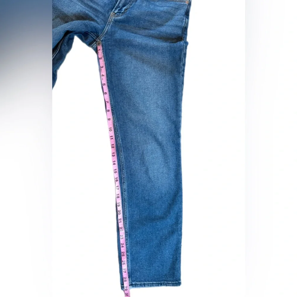 Abercrombie & Fitch 90’s Straight Ultra High Rise Jean Size 2 Regular 26 - Picture 11 of 16